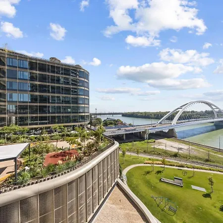 Apartament Ac Eurovea Tower With Balcony & Danube View