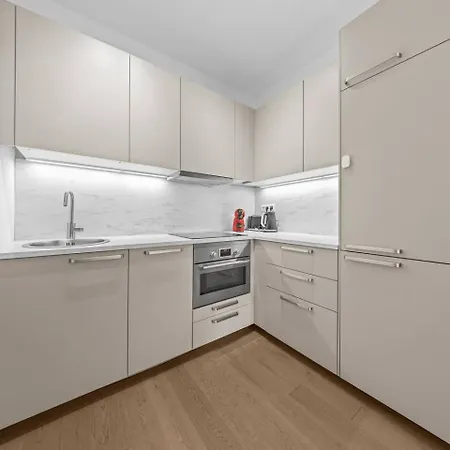 Ac Eurovea Tower With Balcony & Danube View Apartament *