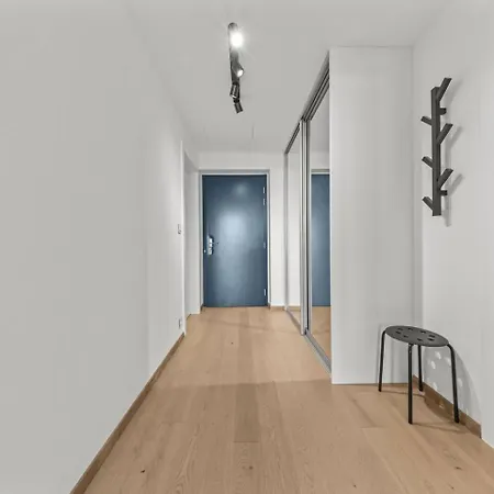Ac Eurovea Tower With Balcony & Danube View Apartment *