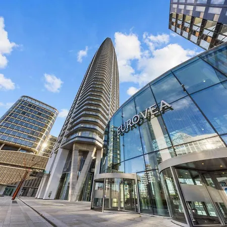 Apartament Ac Eurovea Tower With Balcony & Danube View Bratysława